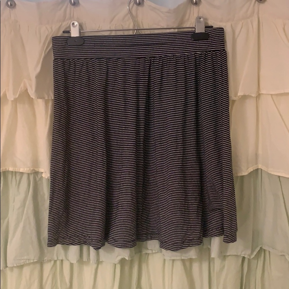 𝗮𝗻𝗻 𝘁𝗮𝘆𝗹𝗼𝗿 𝗹𝗼𝗳𝘁 𝘀𝗸𝗶𝗿𝘁, size S